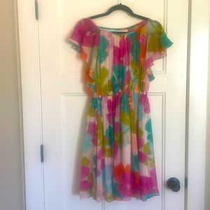 Super cute and summery Calvin Klein dress